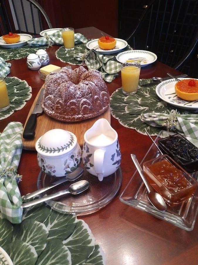 Bailey House Bed & Breakfast 4*