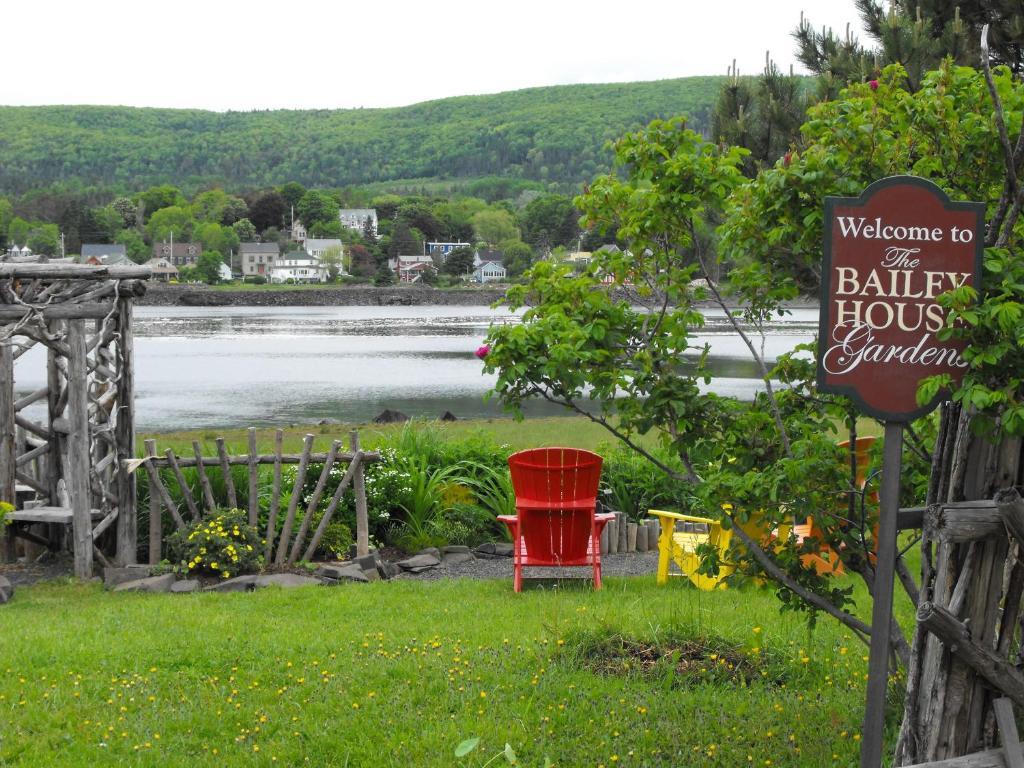 Couette-café Bailey House 4*
